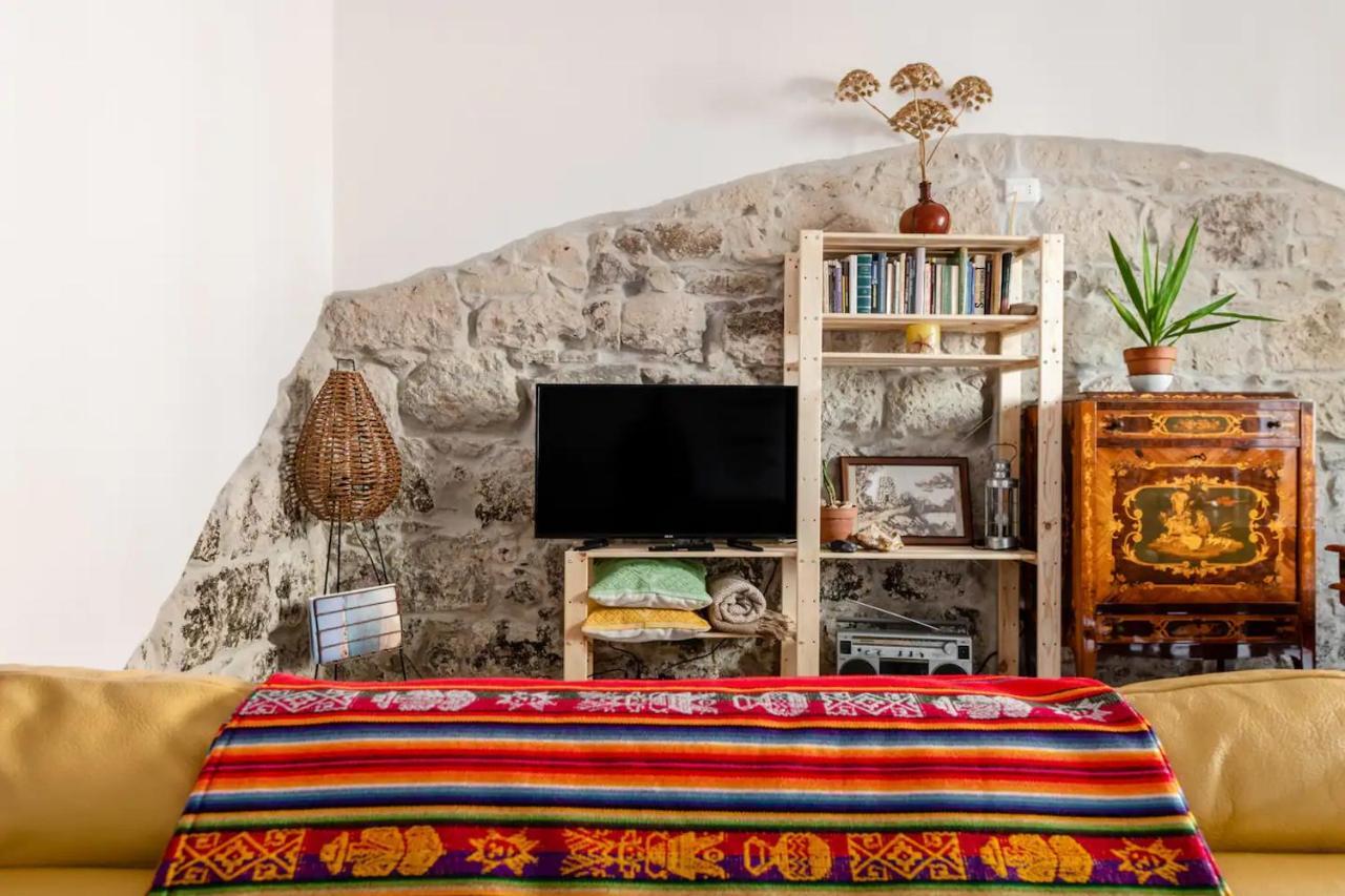 Duas Pedras, Private Apartment In The Heart Of Боза Екстер'єр фото
