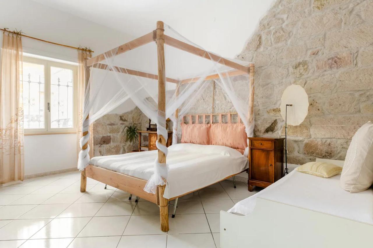 Duas Pedras, Private Apartment In The Heart Of Боза Екстер'єр фото
